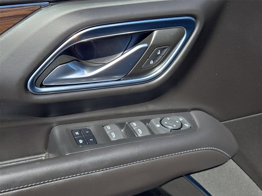 Certified 2022 Chevrolet Suburban Z71 AWD/4WD image 15