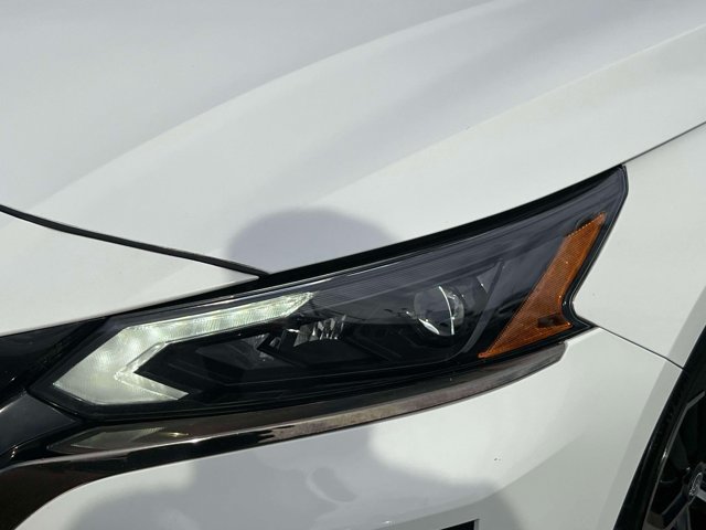 Used 2024 Nissan Altima 2.5 SR FWD image 9