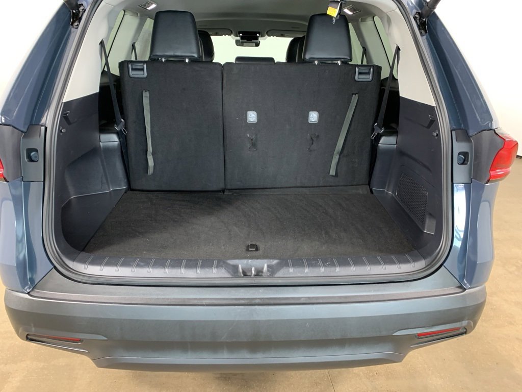 Used 2025 Toyota Grand Highlander AWD image 13