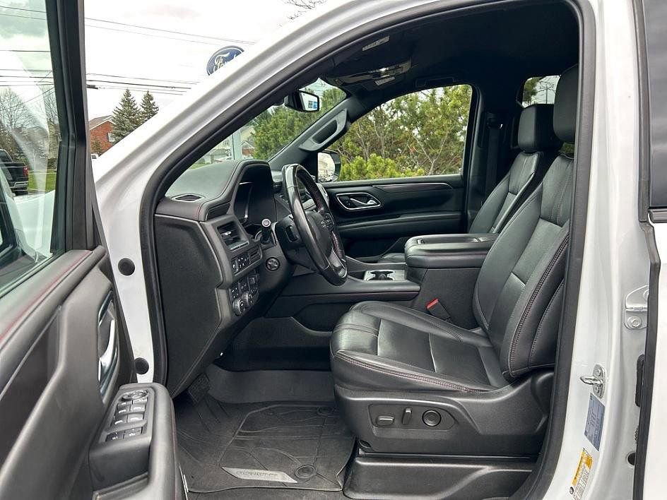 Used 2022 Chevrolet Tahoe RST w/ Luxury Package image 12