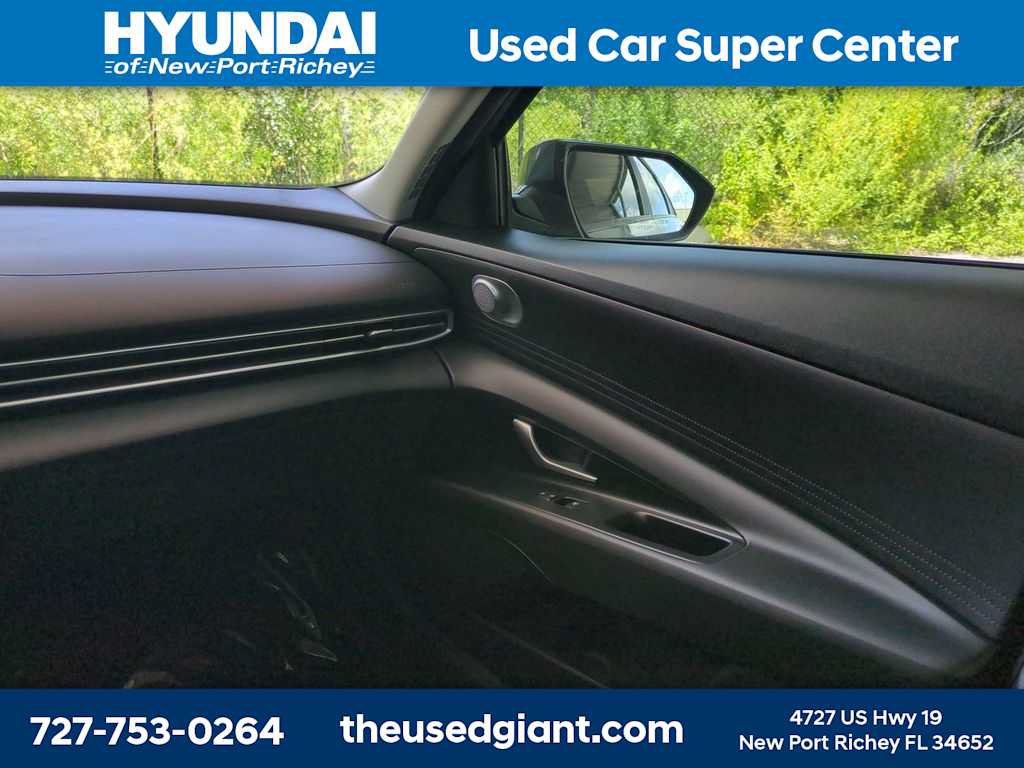 Certified 2023 Hyundai Elantra SEL w/ Cargo Package FWD image 16