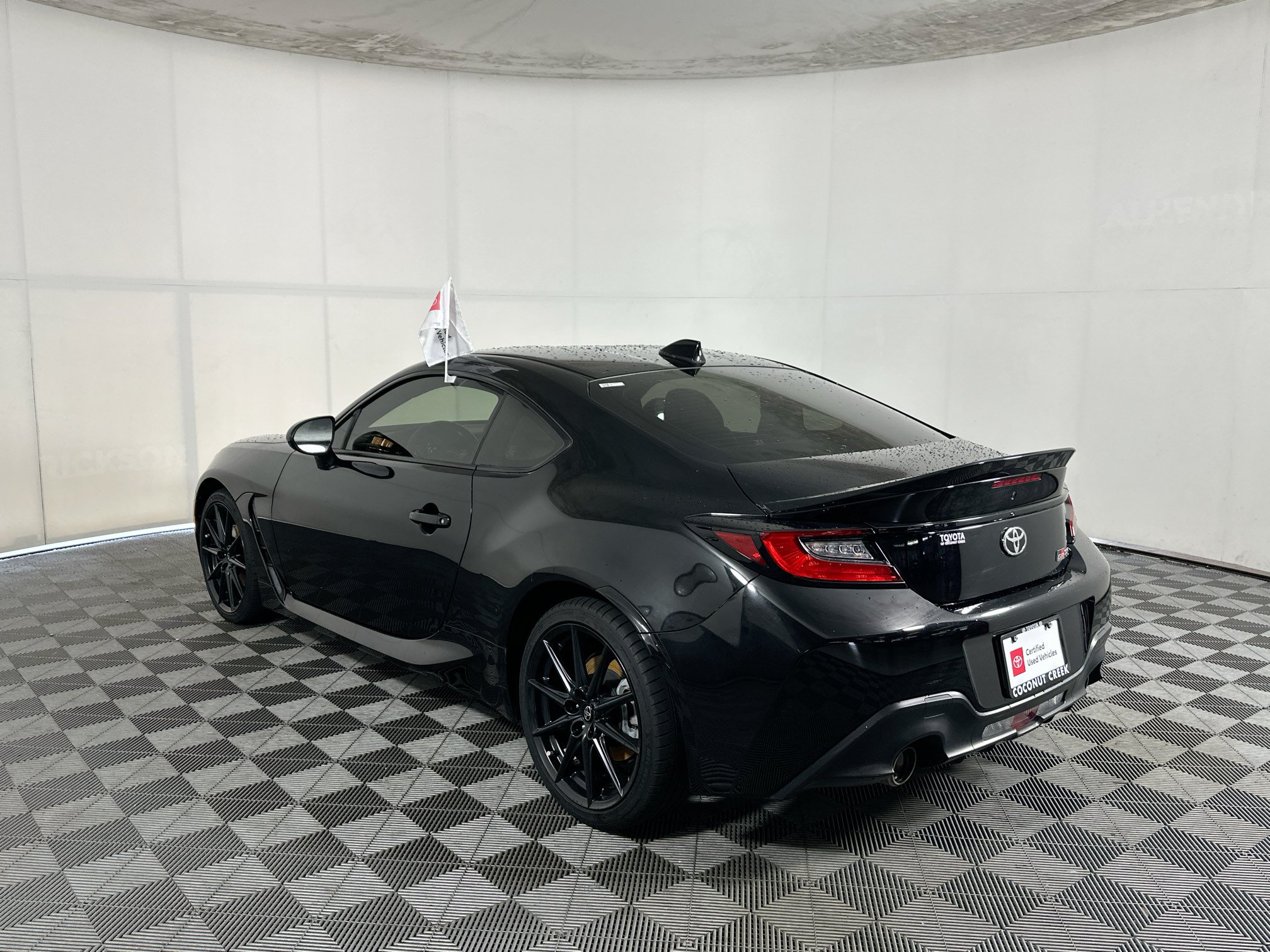 Used 2024 Toyota GR86 Premium RWD image 5