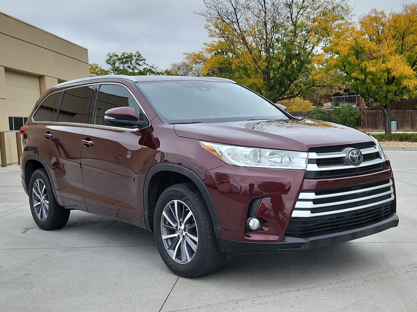Used 2018 Toyota Highlander XLE FWD image 7