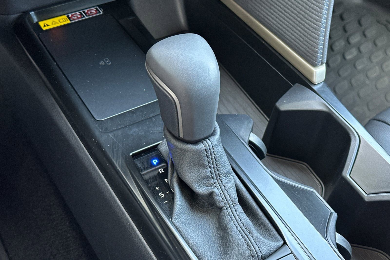 Used 2026 Toyota Camry SE image 25