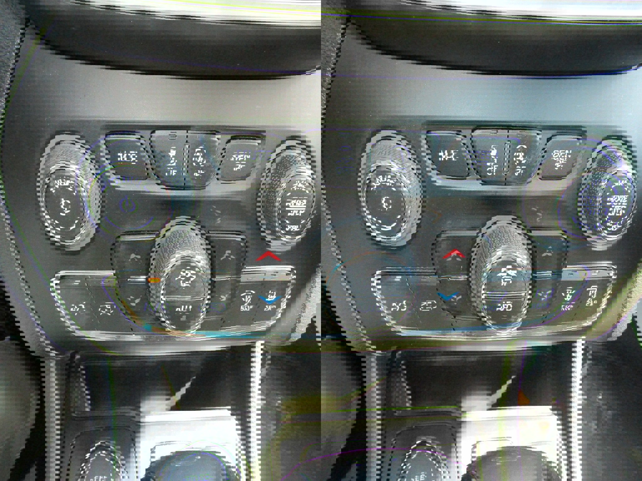 Used 2021 Jeep Cherokee Limited w/ Trailer Tow Group image 29