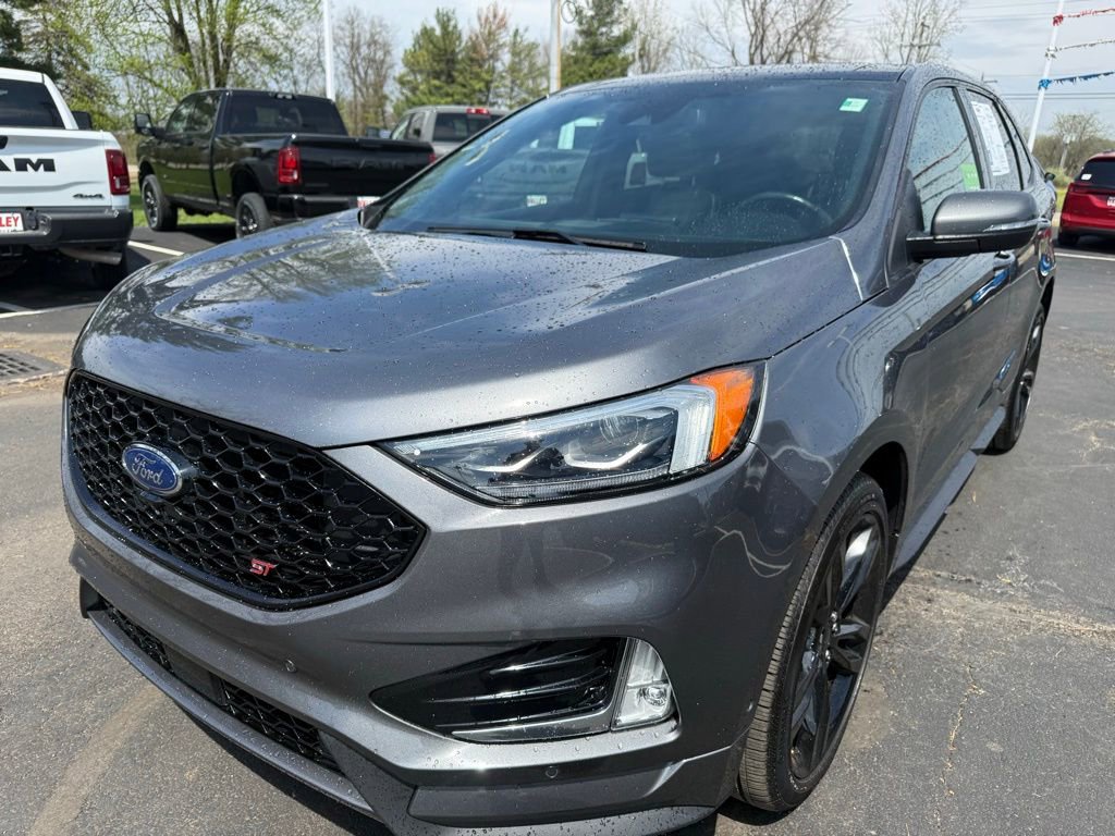 Used 2022 Ford Edge ST w/ Equipment Group 401A image 7