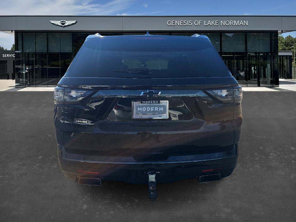 Used 2021 Chevrolet Traverse Premier w/ Redline Edition image 8