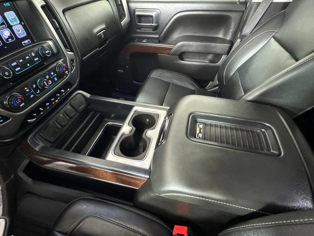 Used 2018 GMC Sierra 3500 SLT w/ Duramax Plus Package AWD/4WD image 22
