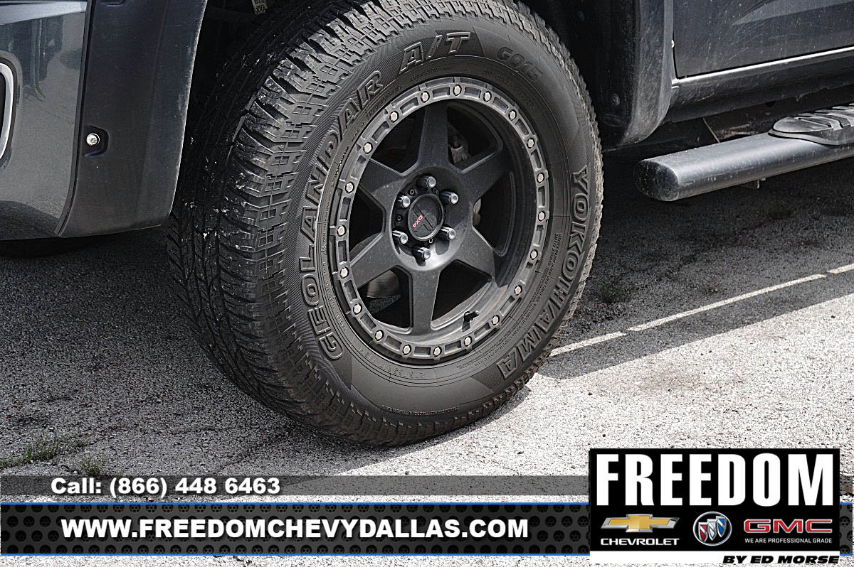 Used 2016 Chevrolet Colorado W/T w/ WT Convenience Package RWD image 10