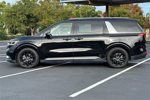 Certified 2022 Kia Carnival SX Prestige image 9