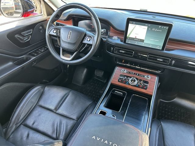 Used 2021 Lincoln Aviator Reserve w/ Elements Package Plus AWD/4WD image 16