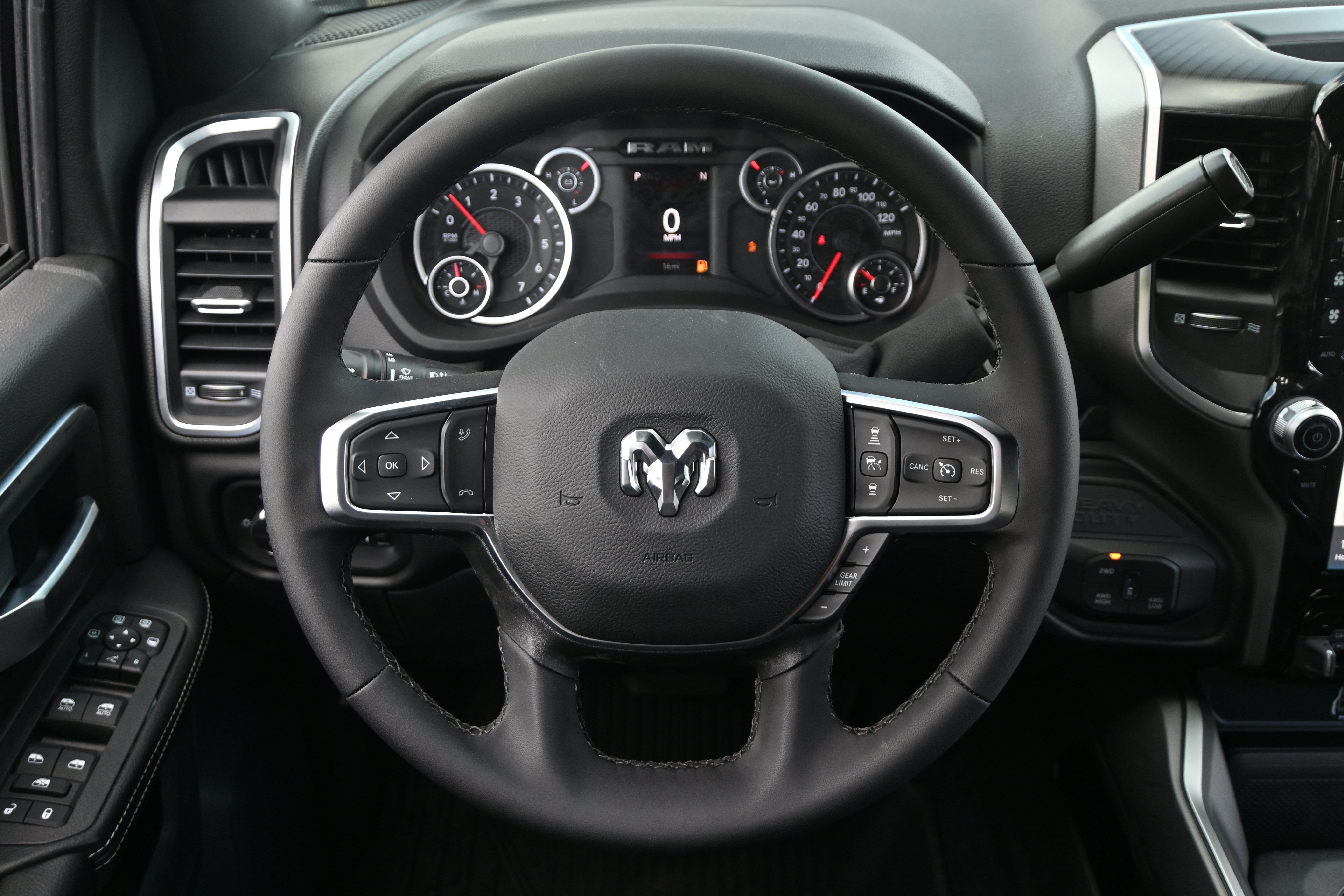 New 2026 RAM 2500 Big Horn AWD/4WD image 14