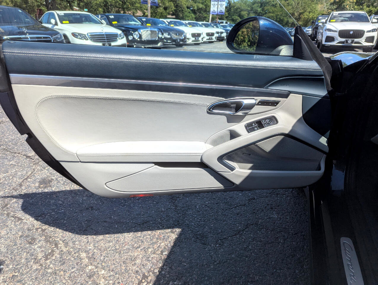 Used 2017 Porsche 911 Carrera S image 11