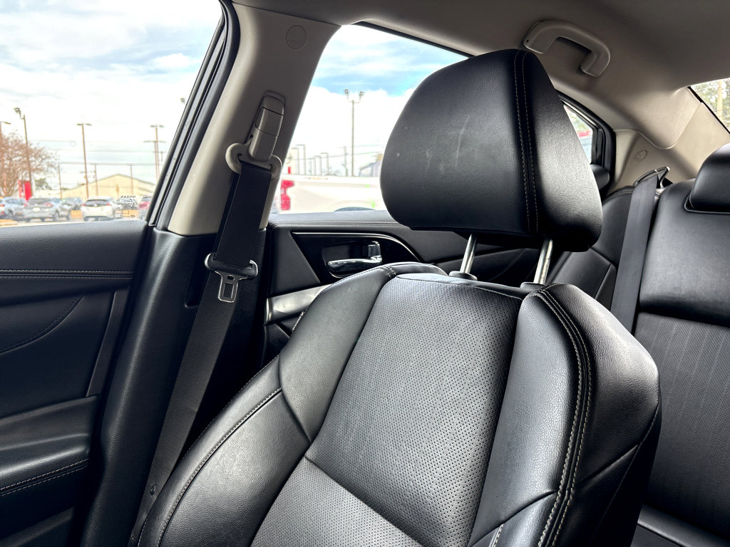 Used 2023 Nissan Maxima SV w/ Floor Mat Group image 6