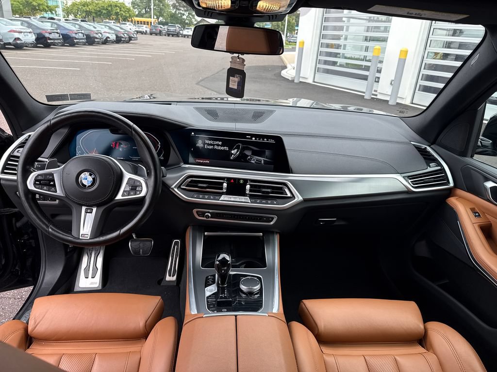 Used 2022 BMW X5 xDrive40i w/ M Sport Package AWD/4WD image 12