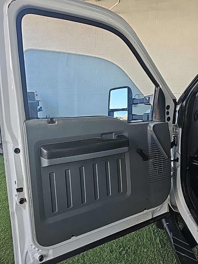 Used 2013 Ford F550 2WD Regular Cab Super Duty w/ Payload Upgrade Pkg image 12