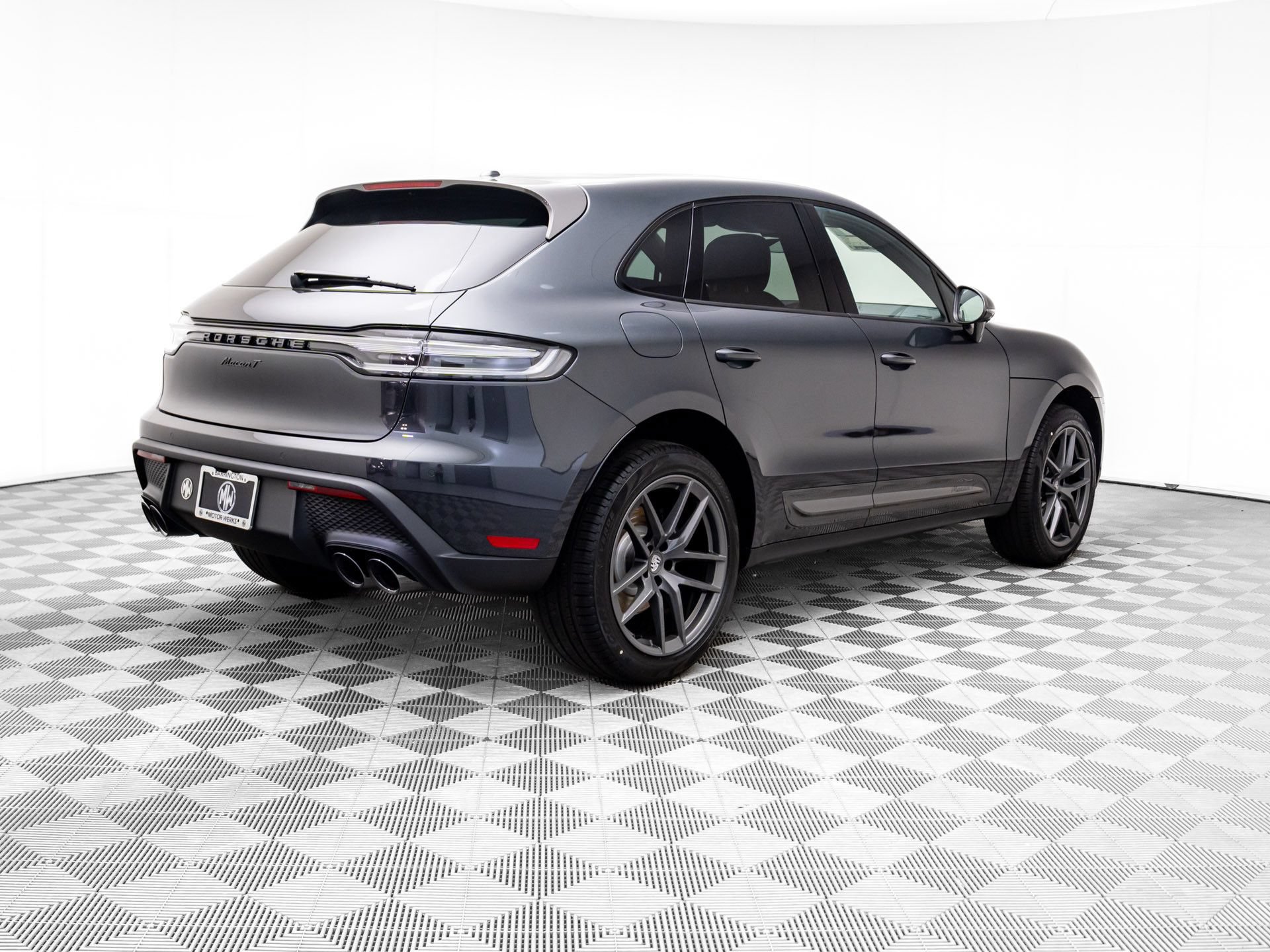 New 2026 Porsche Macan Turbo AWD/4WD image 7