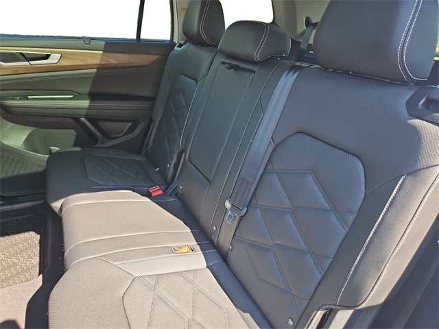 New 2026 Volkswagen Atlas SE image 16