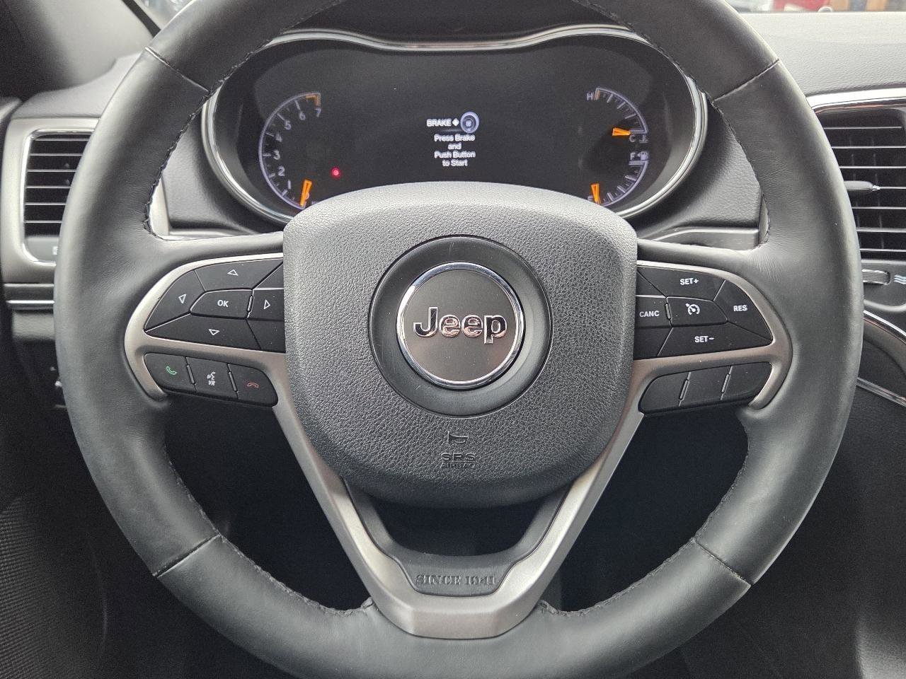 Used 2018 Jeep Grand Cherokee Limited AWD/4WD image 19
