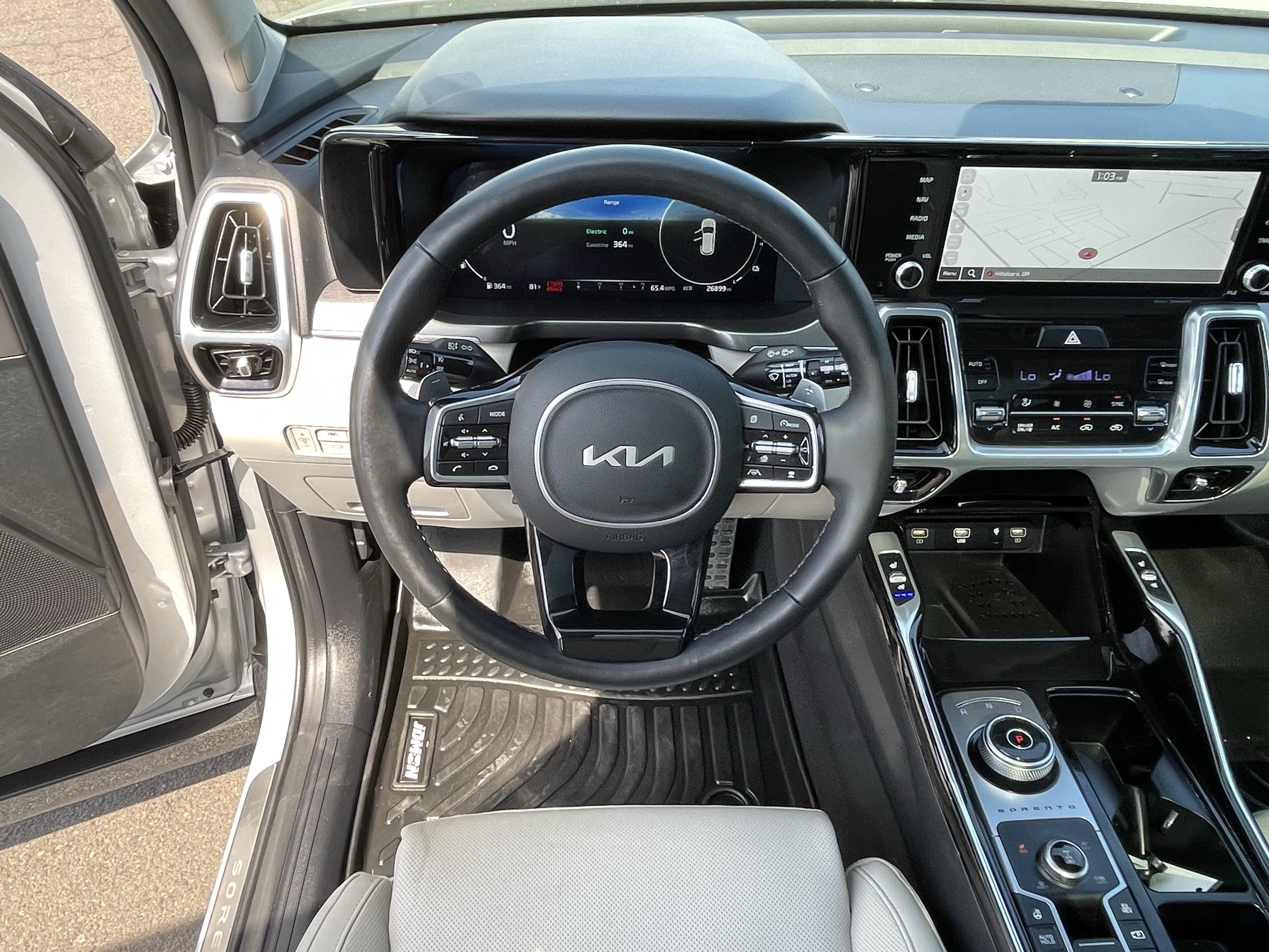 Used 2023 Kia Sorento SX Prestige AWD/4WD image 13