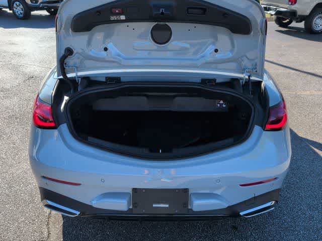 Used 2024 Mercedes-Benz CLE 450 4MATIC Cabriolet image 33
