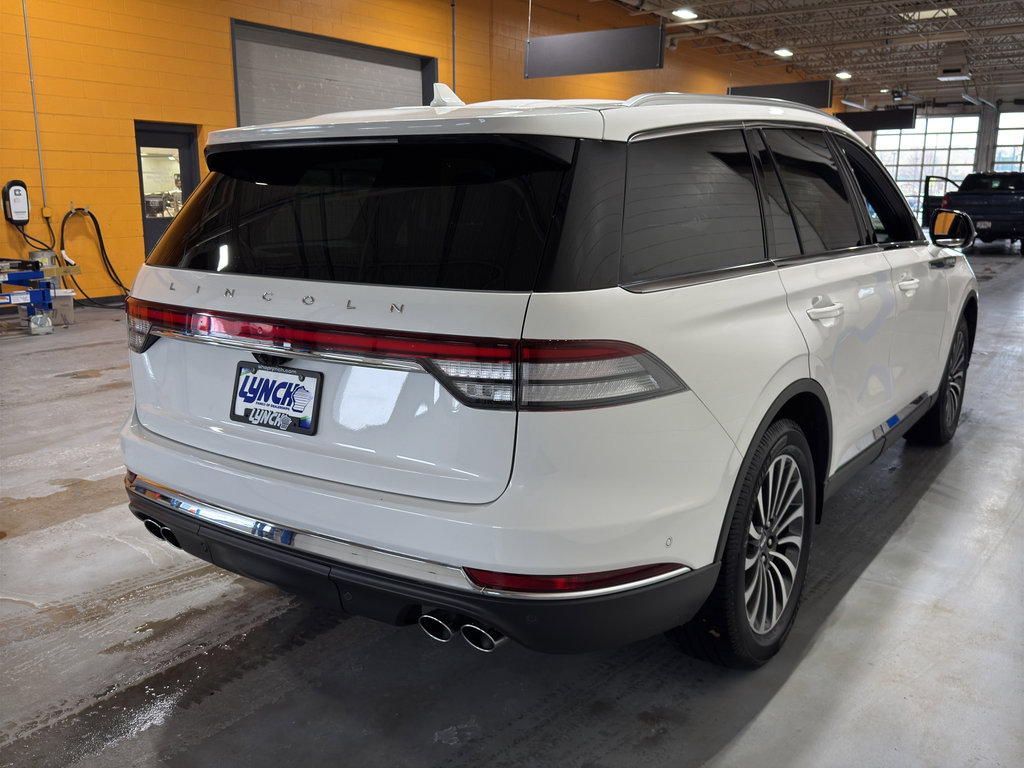 Used 2023 Lincoln Aviator Reserve w/ Equipment Group 201A image 6