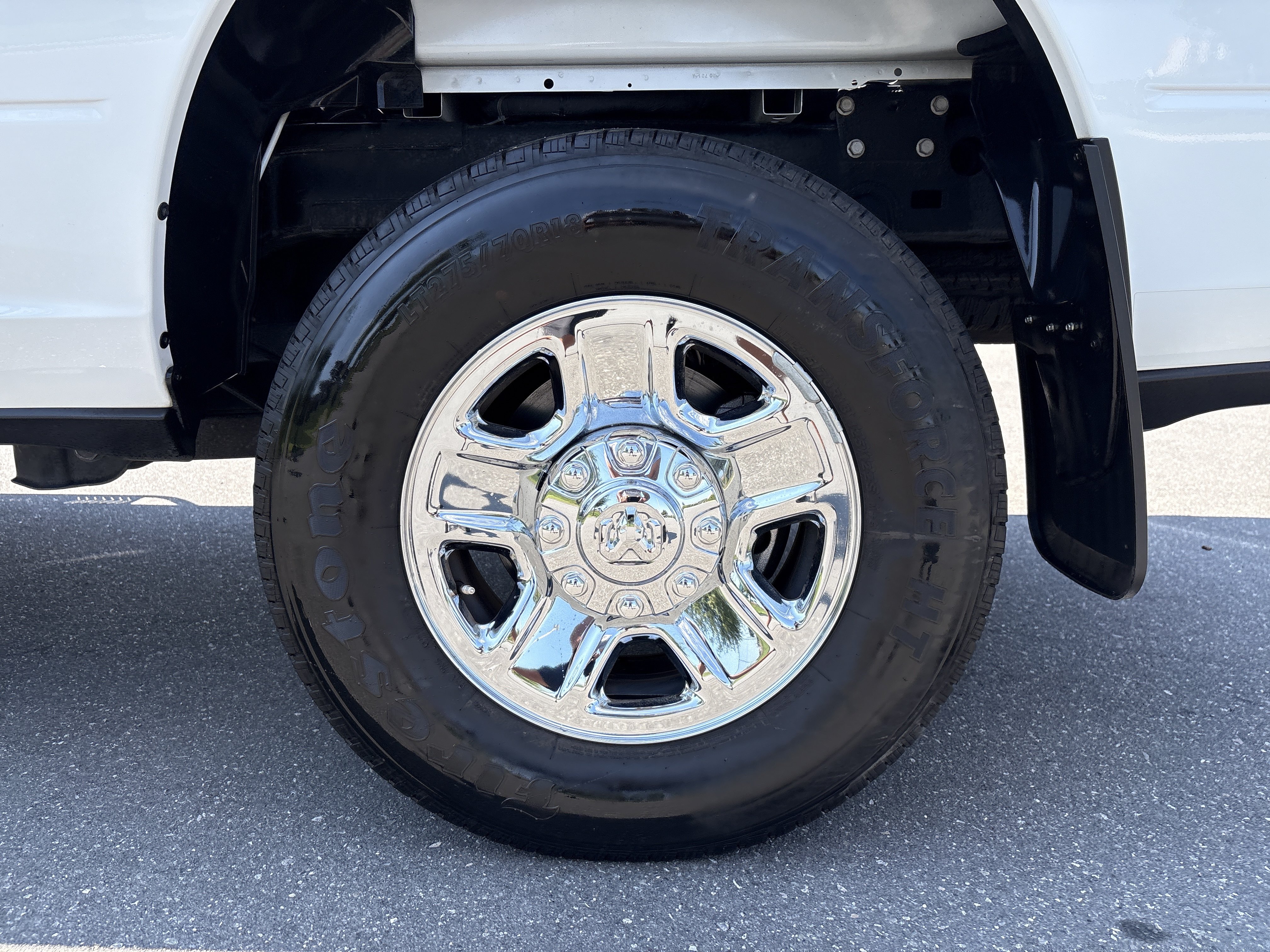 Used 2024 RAM 2500 Tradesman w/ Chrome Appearance Group AWD/4WD image 14