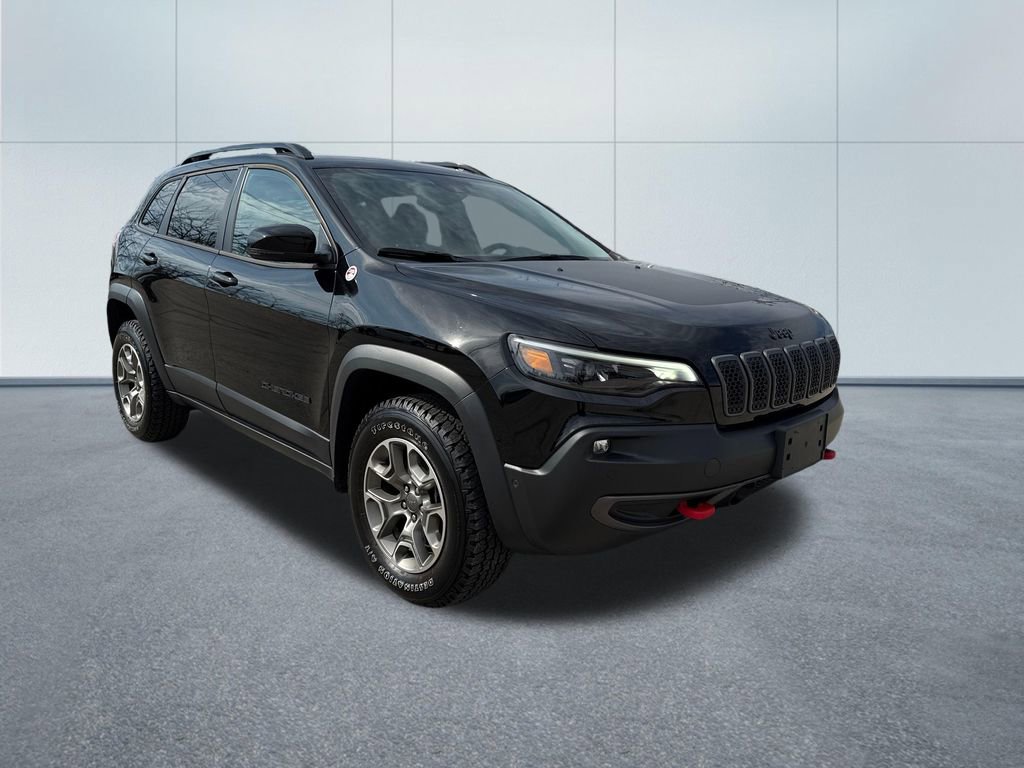Used 2023 Jeep Cherokee Trailhawk w/ Premium Leather Package image 8