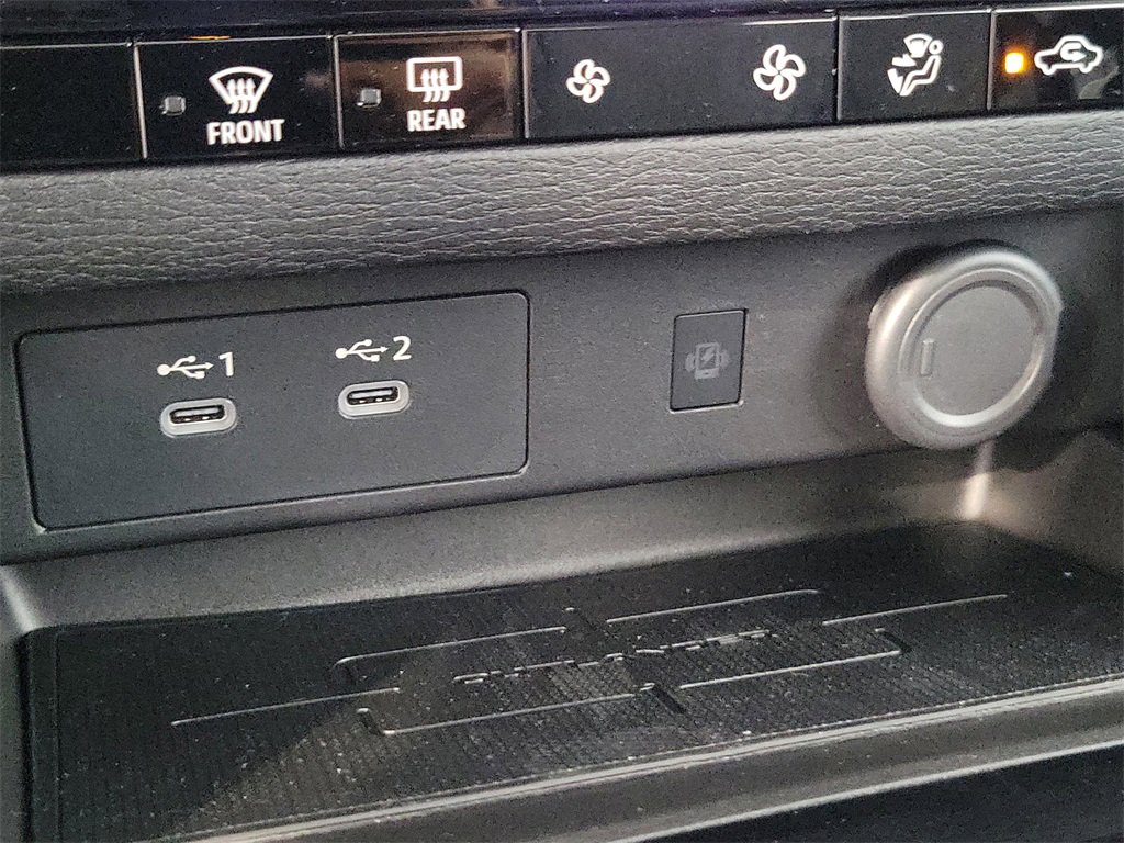 New 2025 Mitsubishi Outlander SE image 22