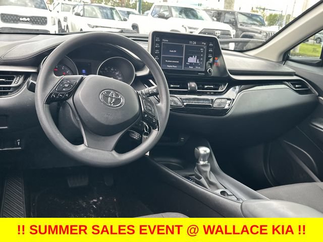 Used 2020 Toyota C-HR LE FWD image 11