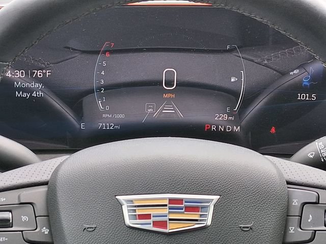 Used 2025 Cadillac XT4 Sport FWD image 13