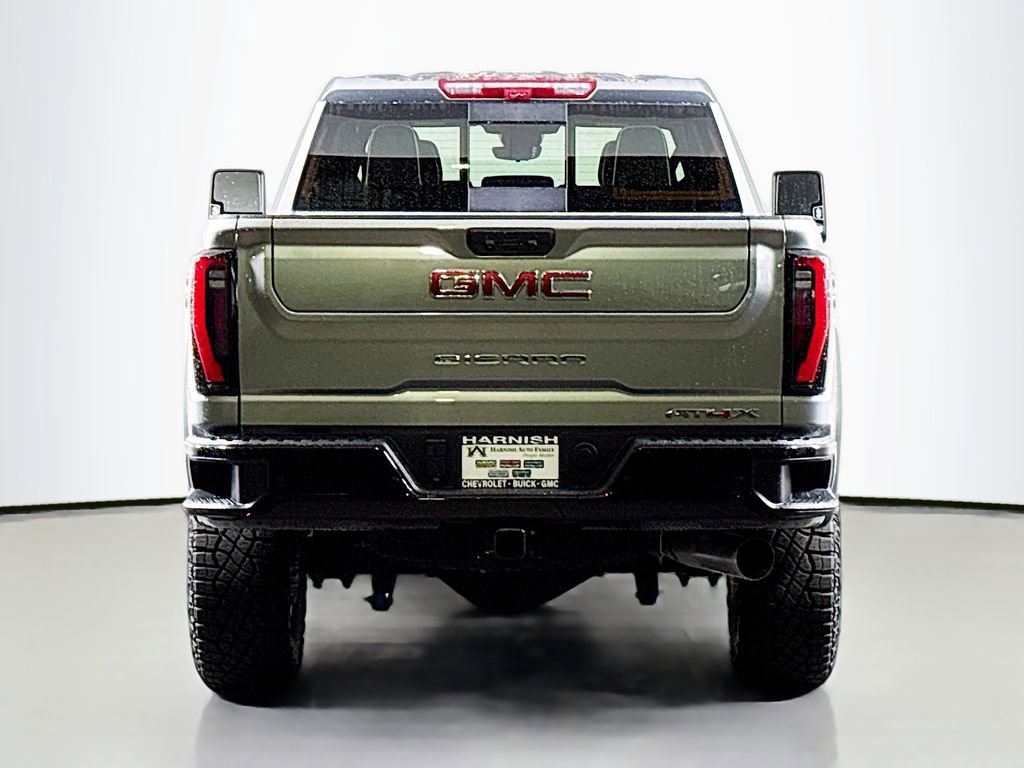 Used 2025 GMC Sierra 2500 AT4X image 7