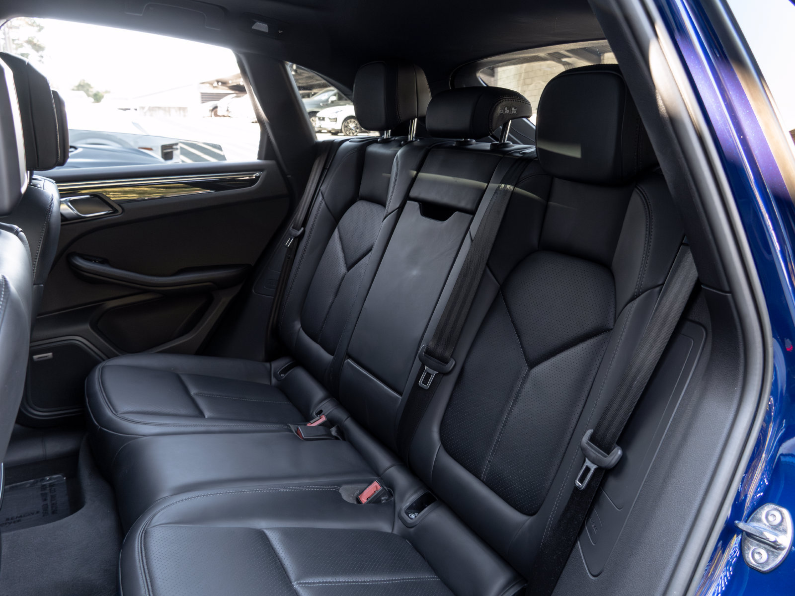 Certified 2026 Porsche Macan AWD/4WD image 46