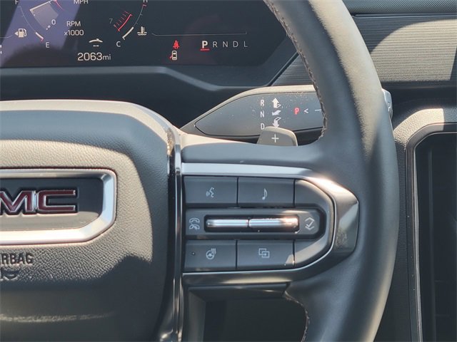 New 2025 GMC Acadia AT4 w/ Luxury Package image 24