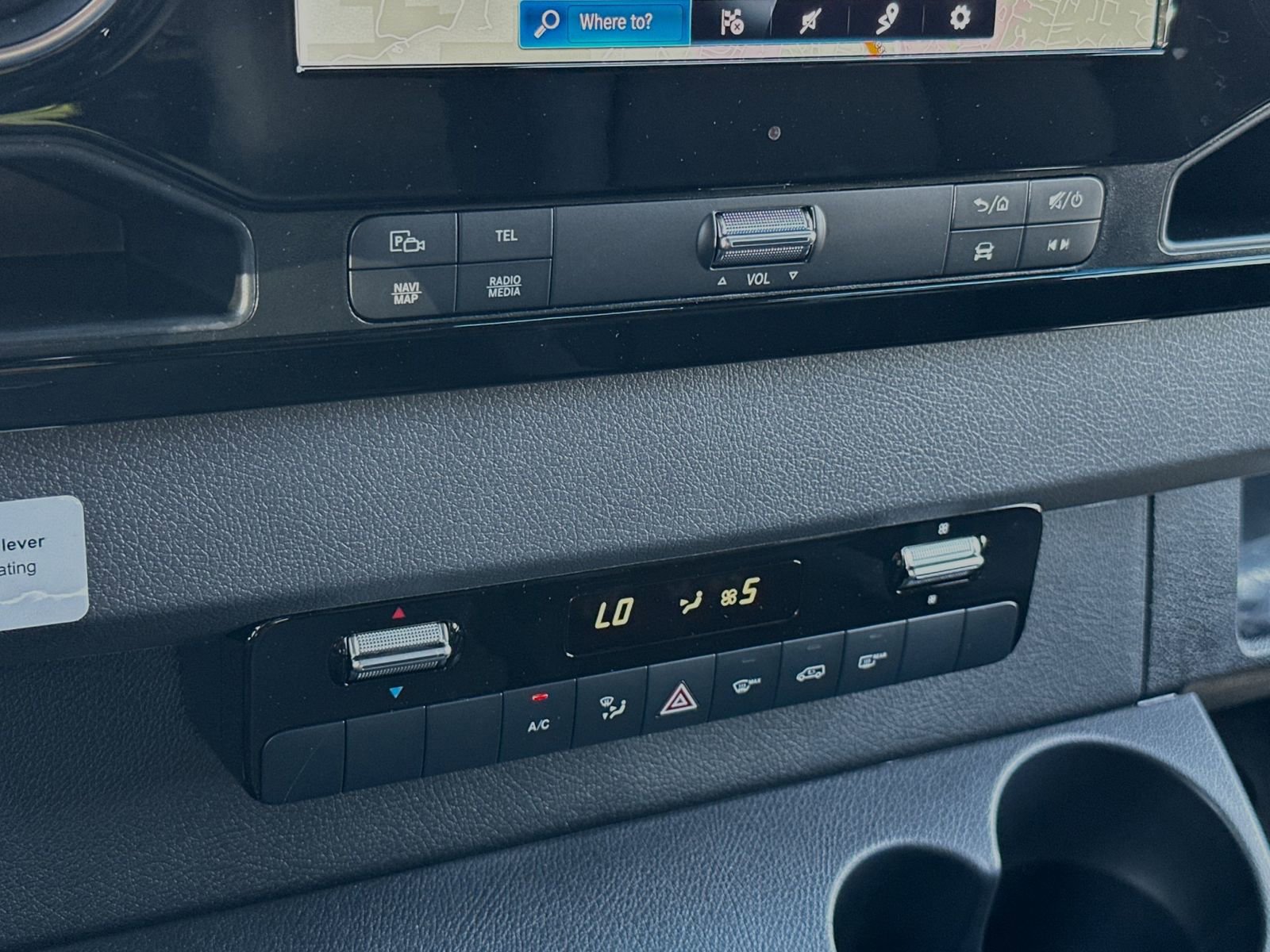 Used 2024 Mercedes-Benz Sprinter 144 Cargo image 23