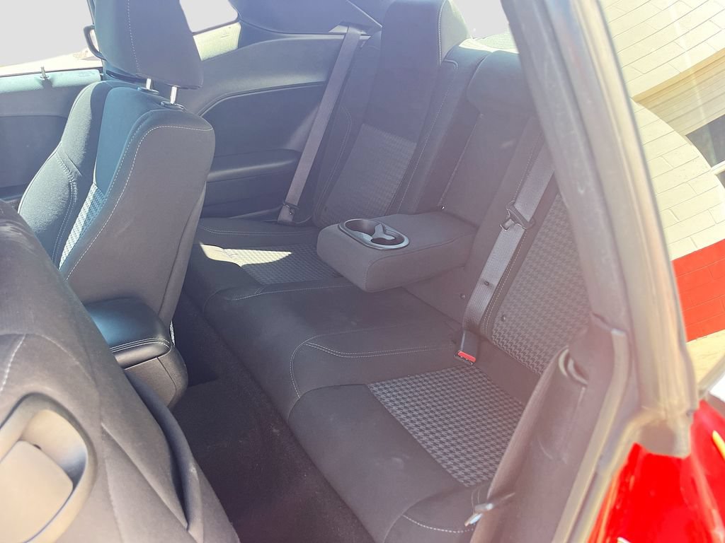 Used 2022 Dodge Challenger SXT RWD image 23