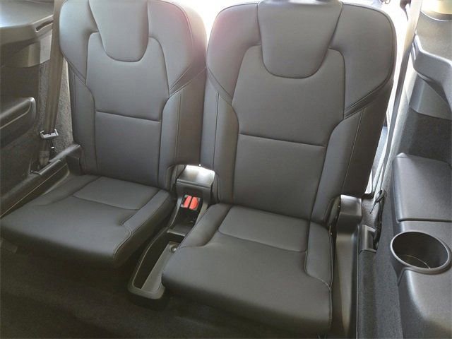 Used 2025 Volvo XC90 B6 Core w/ Protection Package image 28