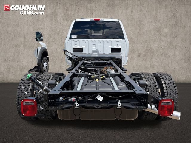 New 2026 Ford F550 4x4 Crew Cab image 6