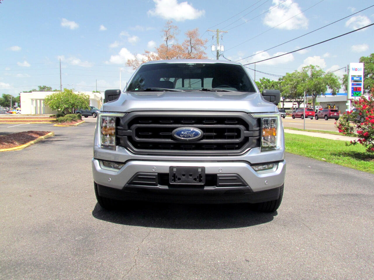 Used 2021 Ford F150 XLT w/ Equipment Group 302A High image 13