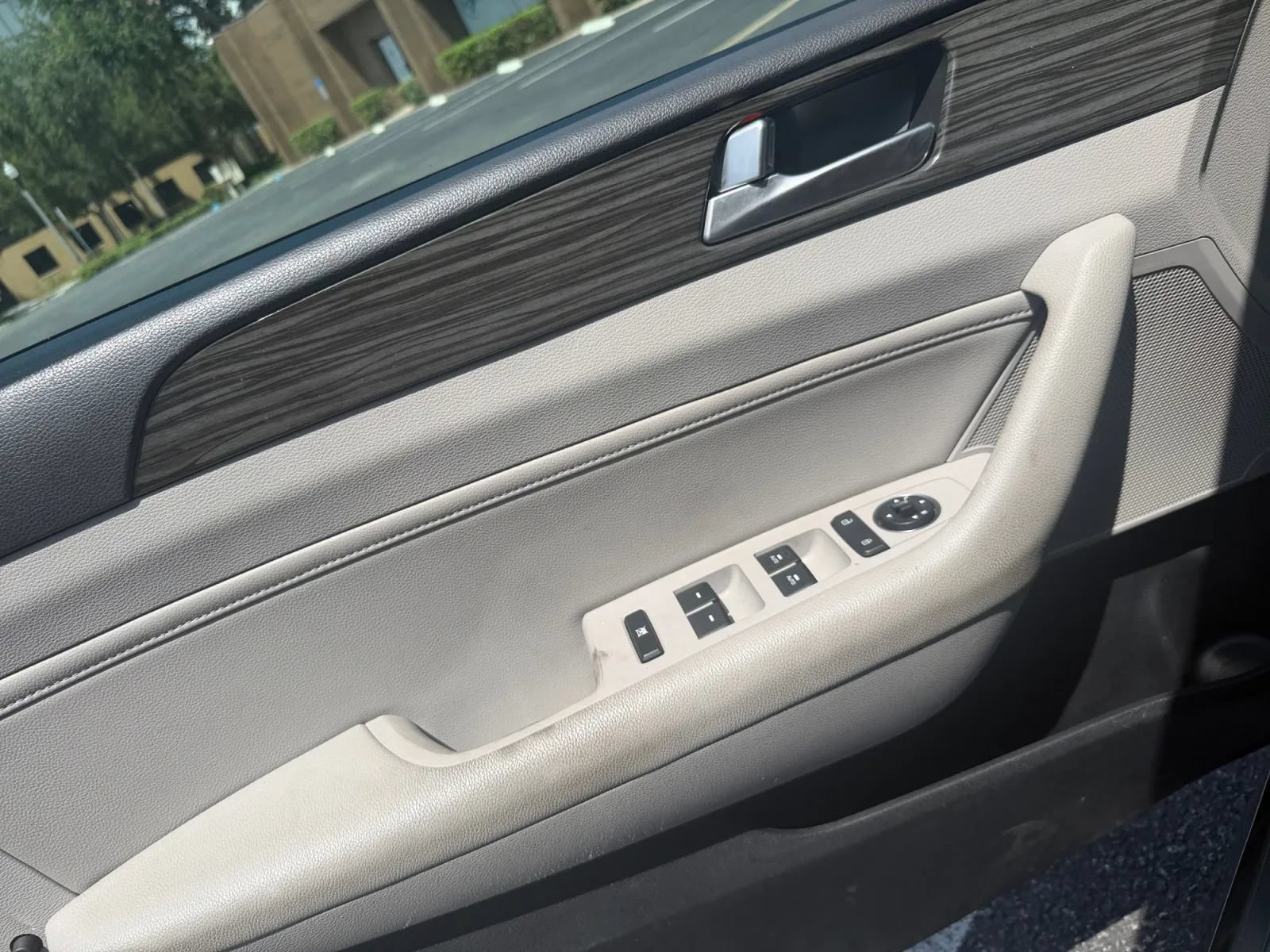 Used 2015 Hyundai Sonata Limited FWD image 17