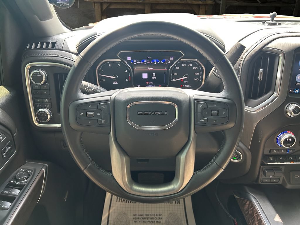 Used 2022 GMC Sierra 3500 Denali w/ Denali Ultimate Package AWD/4WD image 21