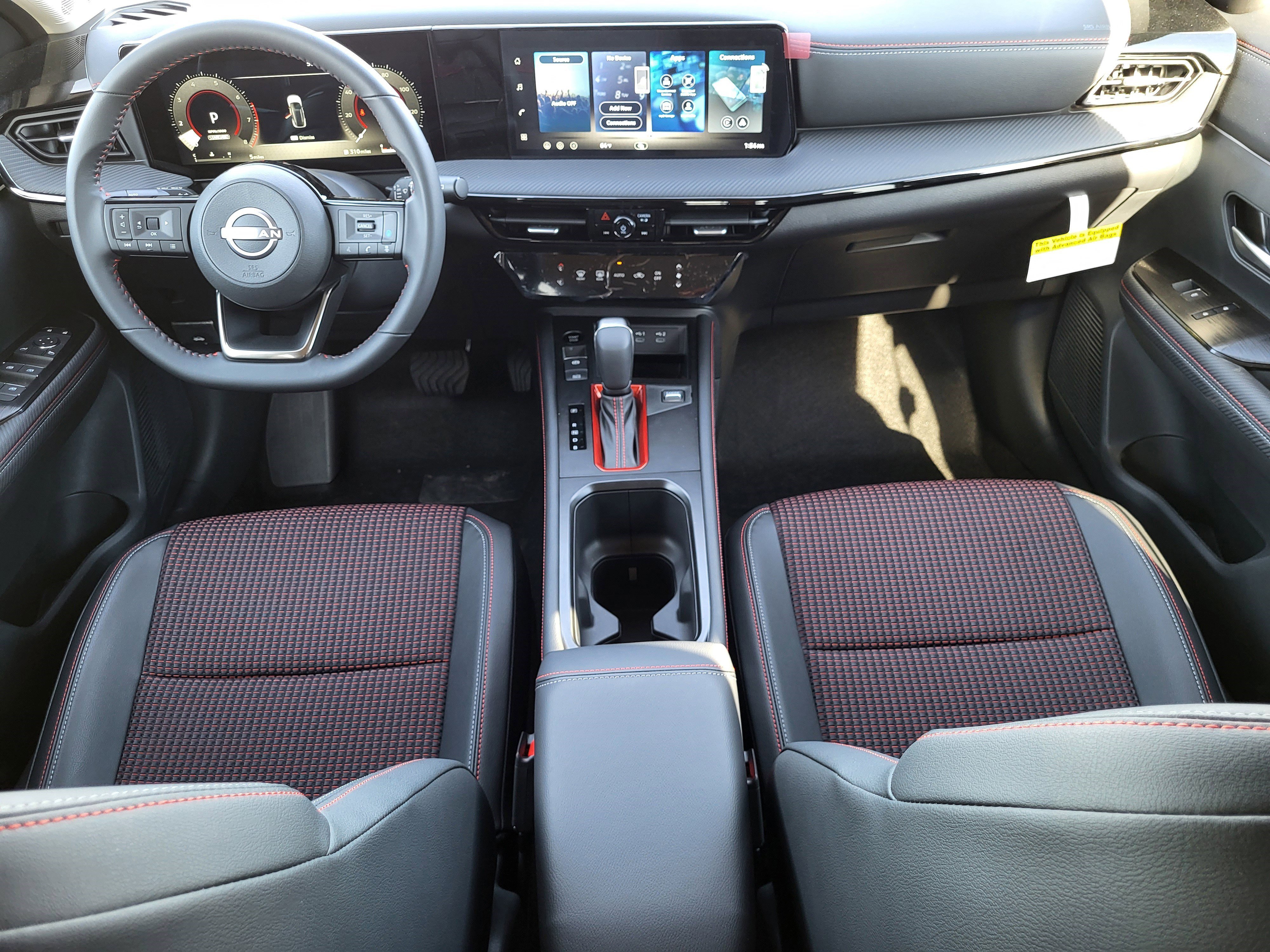 New 2026 Nissan Kicks SR image 9