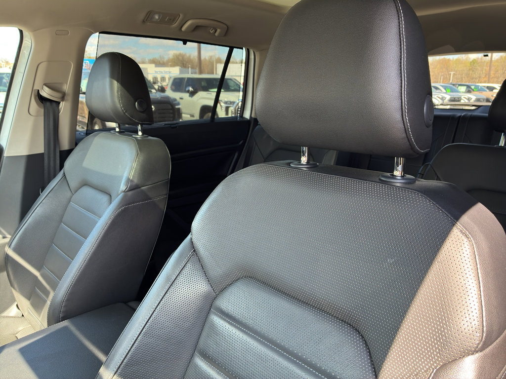 Used 2018 Volkswagen Atlas SEL Premium image 10