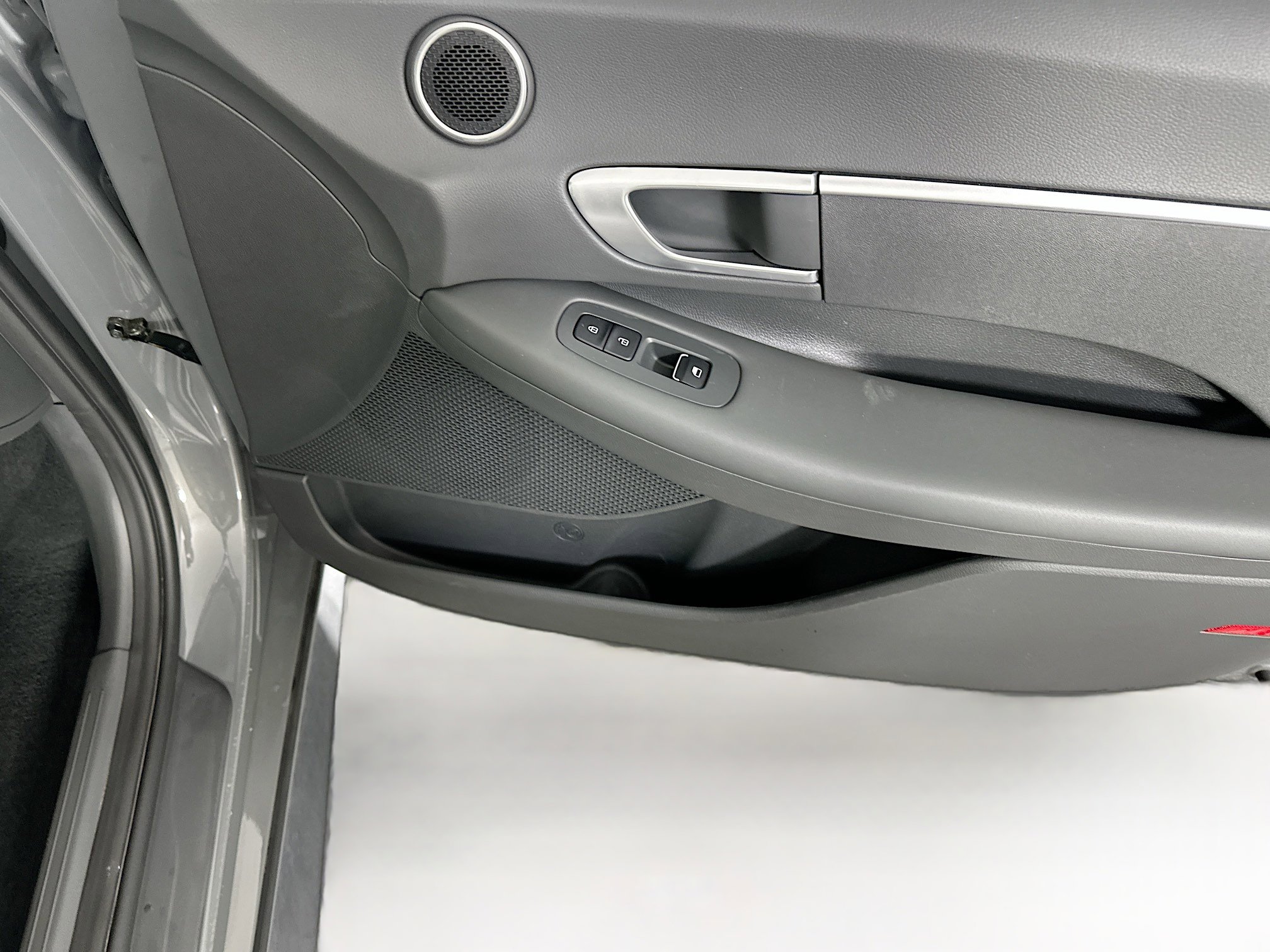 Used 2021 Hyundai Sonata SE w/ Winter Weather Package image 29