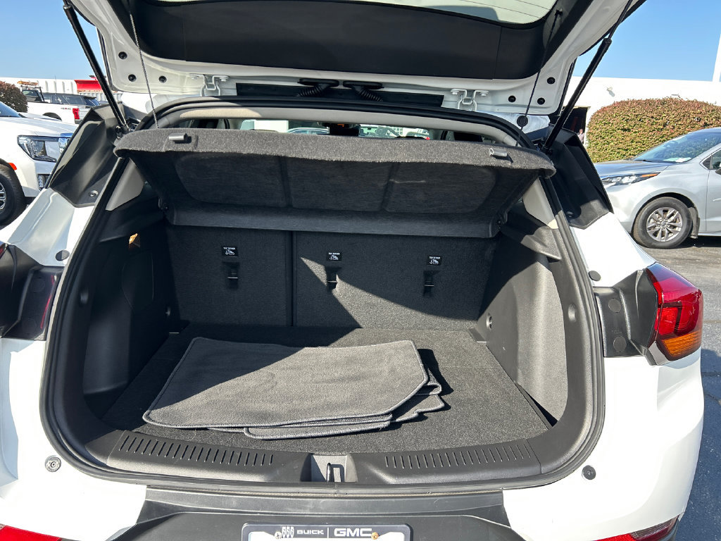 Certified 2024 Buick Encore GX Preferred FWD image 33