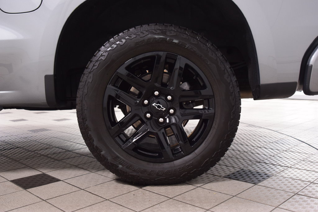 Used 2024 Chevrolet Silverado 1500 RST w/ Rally Edition AWD/4WD image 26