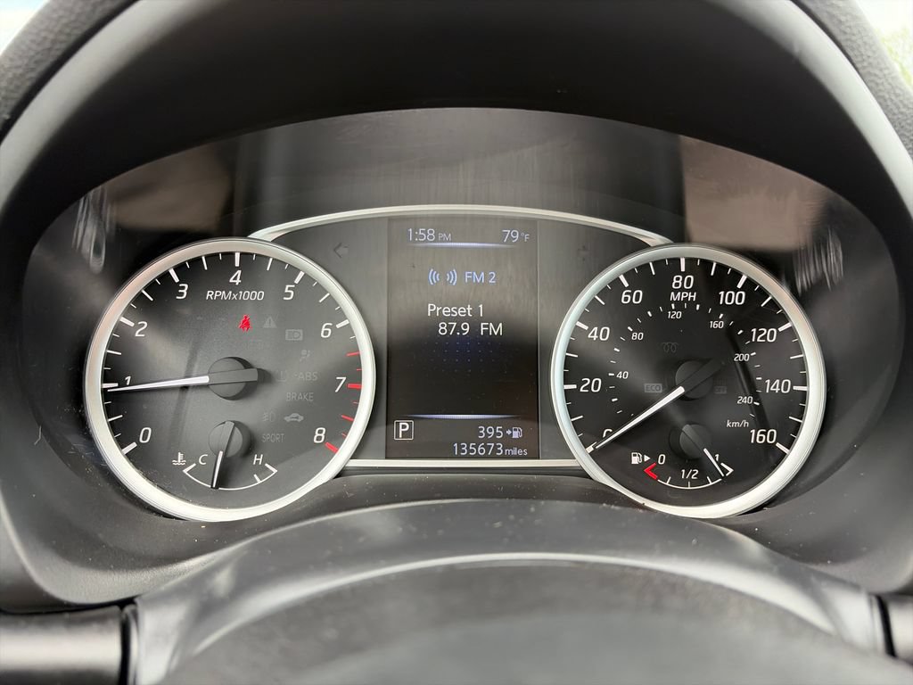 Used 2016 Nissan Sentra SV FWD image 16