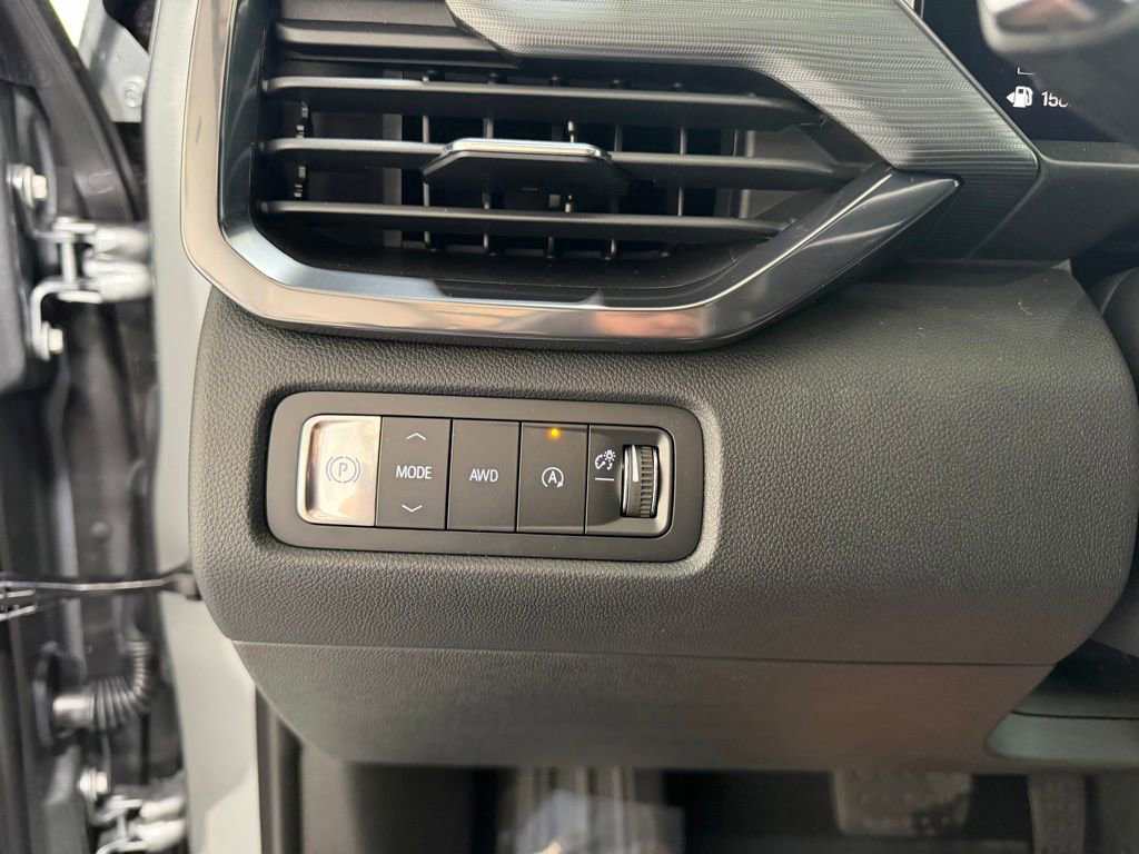 New 2026 GMC Acadia AT4 AWD/4WD image 14