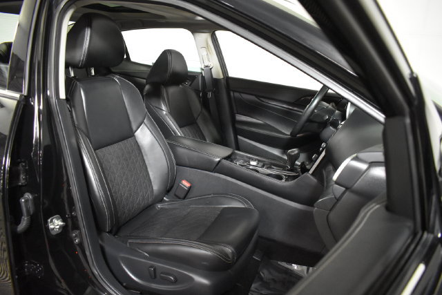 Used 2019 Nissan Maxima Platinum w/ Illumination Package FWD image 34