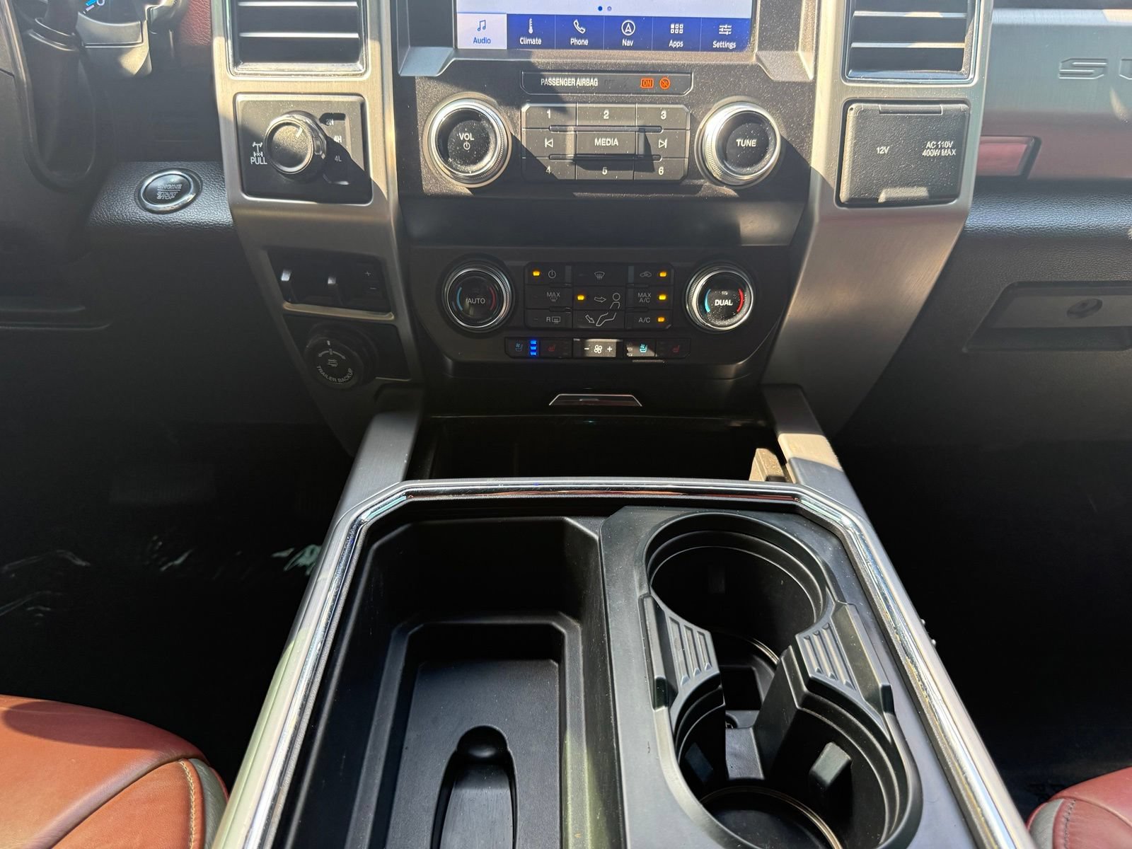 Used 2020 Ford F250 Platinum w/ FX4 Off-Road Package AWD/4WD image 16